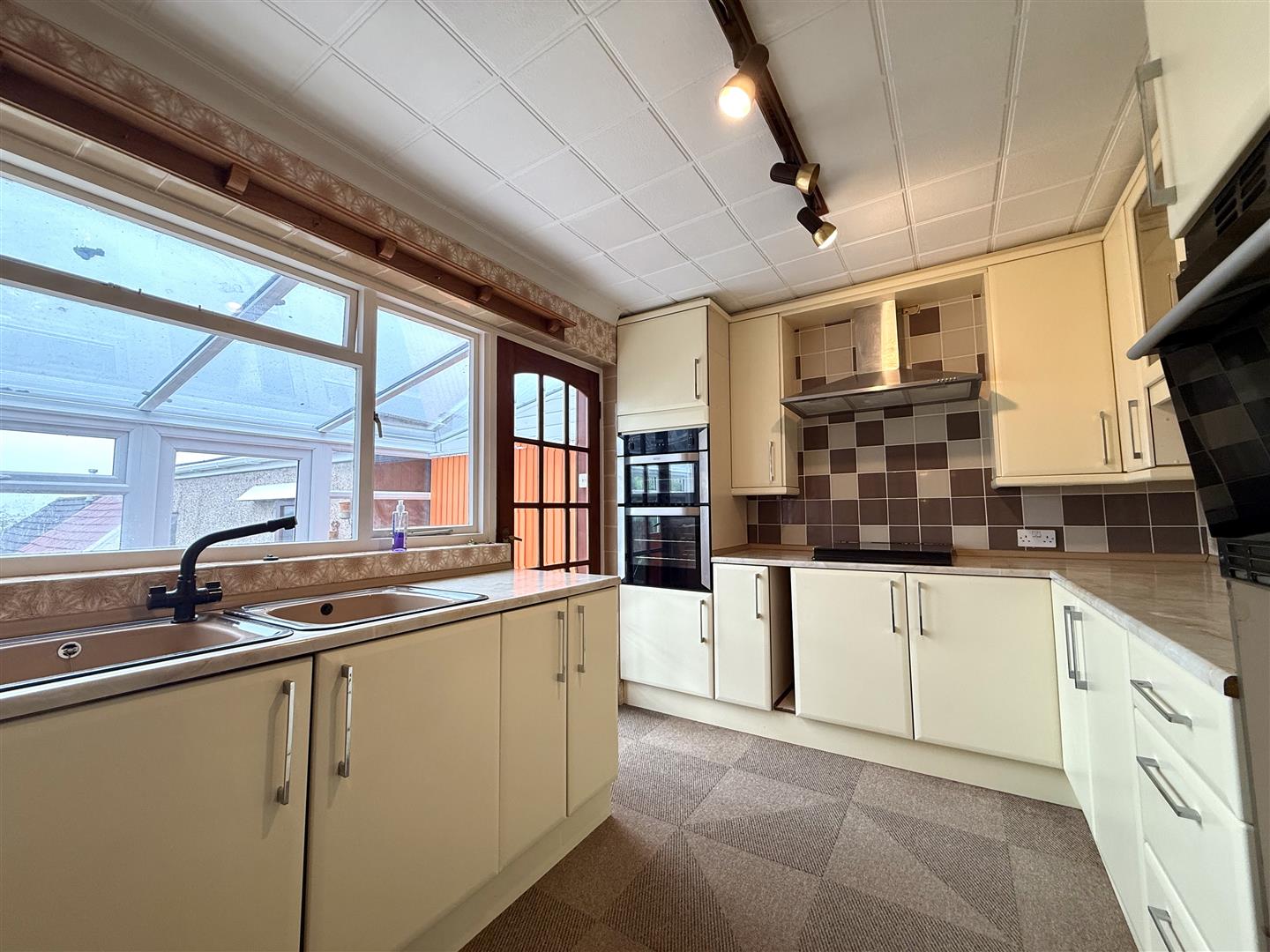 Pen Y Fro, Dunvant, Swansea, SA2 7TR